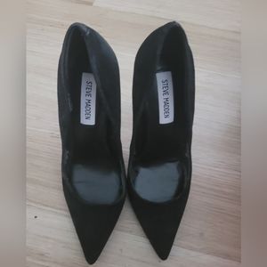 Steve Madden, size 7, Black suede heels